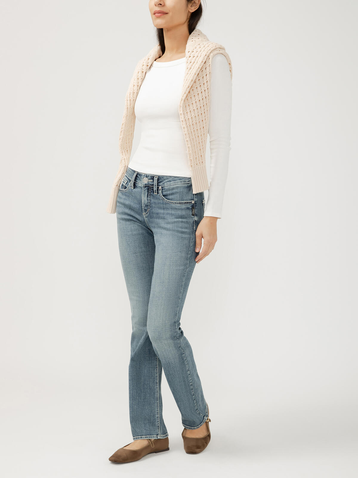 Suki Mid Rise Slim Bootcut Luxe Stretch Jeans image number 0}