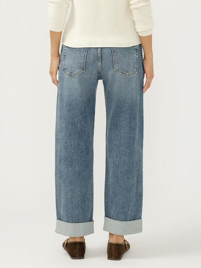 Women's Relaxed Straight