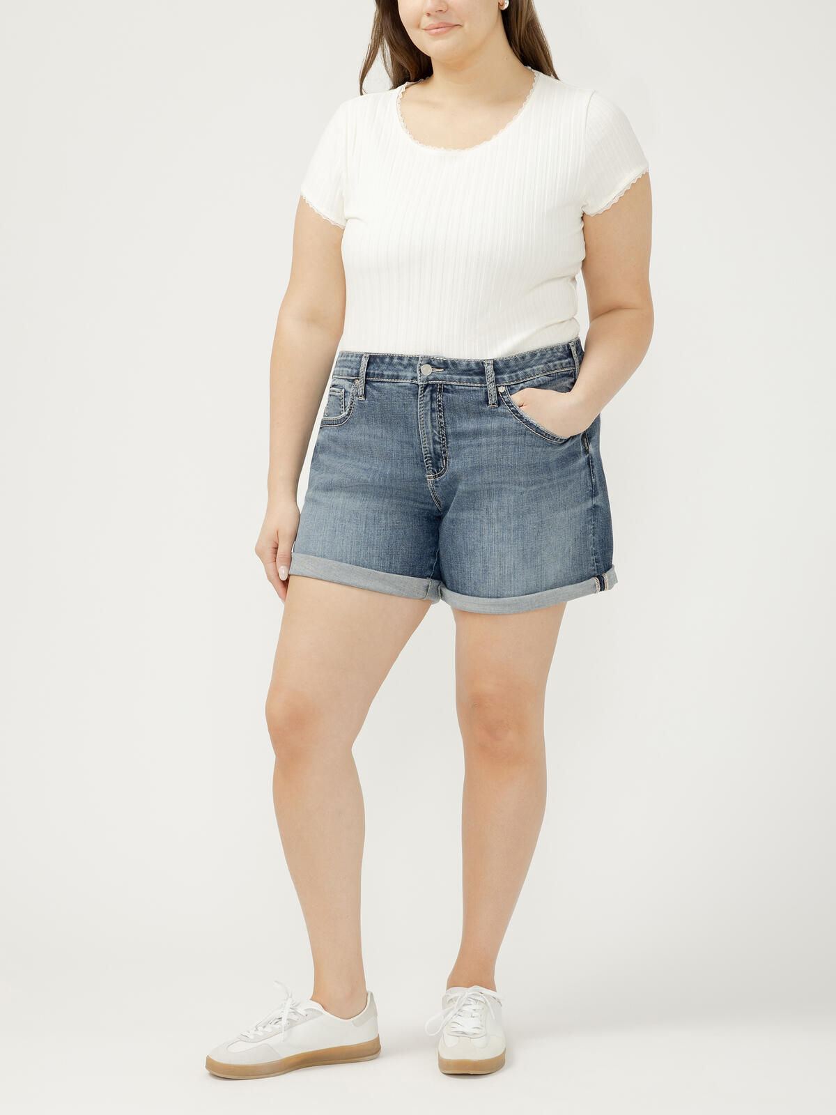 Boyfriend Mid Rise Luxe Stretch Shorts Plus Size image number 0